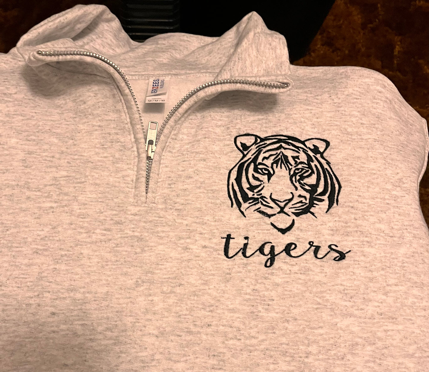 1/4 Zip Embroidery Tigers